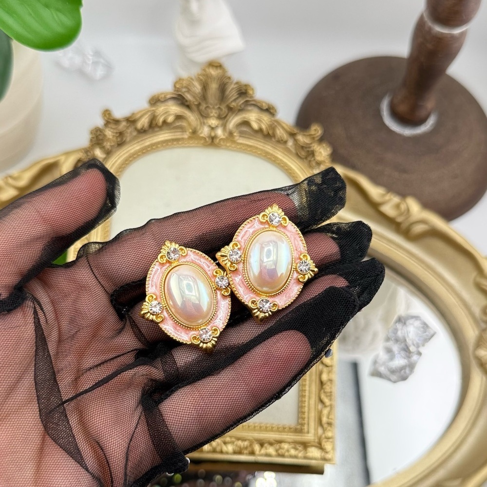 Vintage-Inspired Pink & Pearl Statement Earrings - Picture 7 of 11